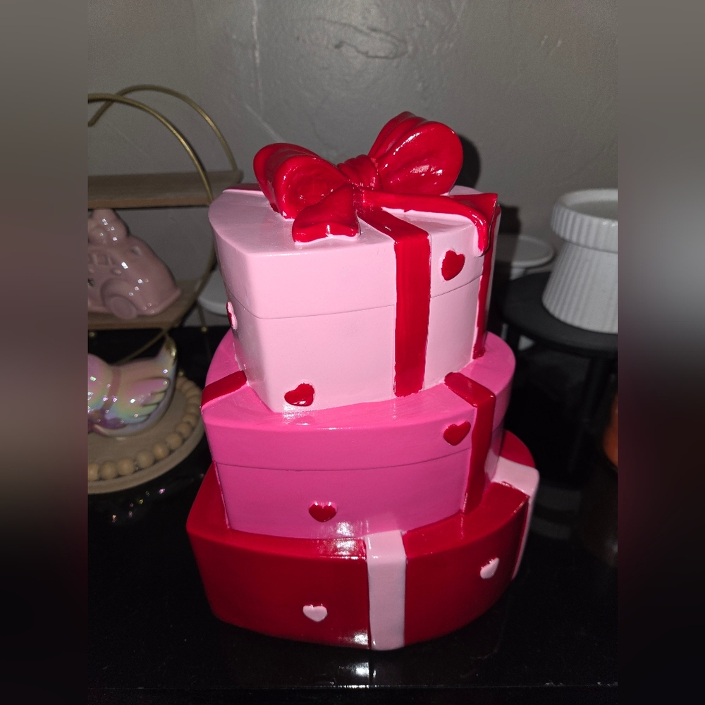 Valentine's Heart Shaped Stacked Gift Boxes With Bow Decor